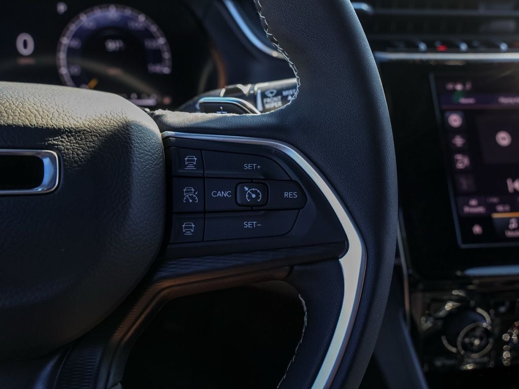 2026 Jeep Grand Cherokee L Laredo