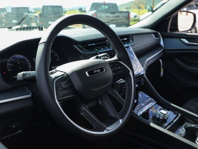 2026 Jeep Grand Cherokee L Laredo