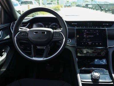 2026 Jeep Grand Cherokee L Laredo