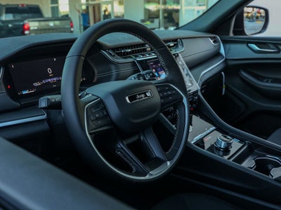 2026 Jeep Grand Cherokee L Laredo