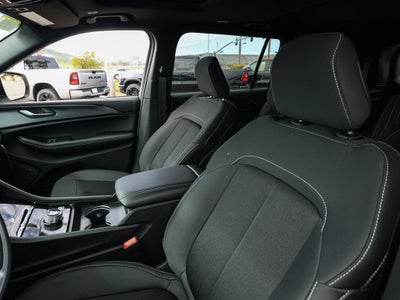 2026 Jeep Grand Cherokee L Laredo