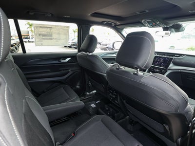 2026 Jeep Grand Cherokee L Laredo