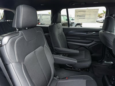 2026 Jeep Grand Cherokee L Laredo