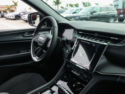 2026 Jeep Grand Cherokee L Laredo