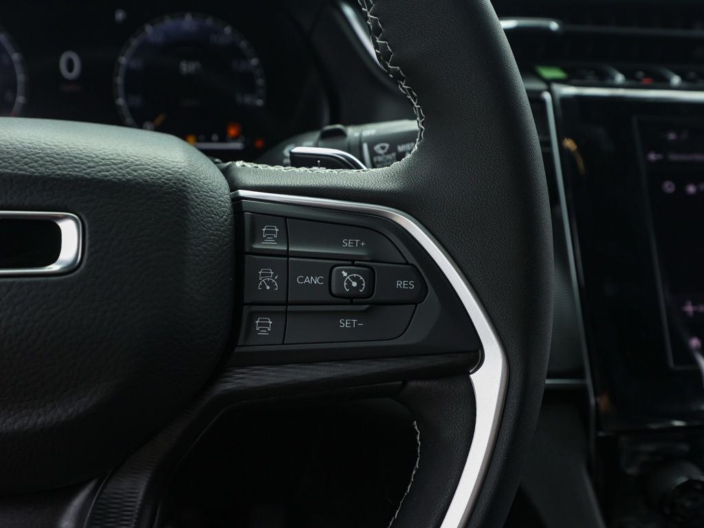 2026 Jeep Grand Cherokee L Laredo