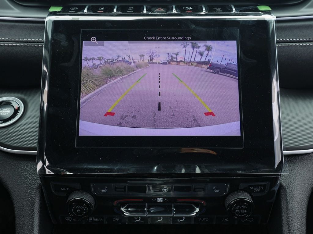 2026 Jeep Grand Cherokee L Laredo