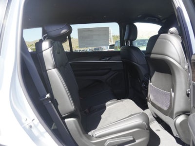 2026 Jeep Grand Cherokee L Laredo