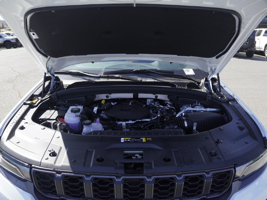 2026 Jeep Grand Cherokee L Laredo