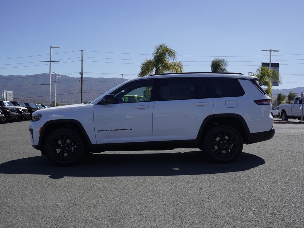 2026 Jeep Grand Cherokee L Laredo