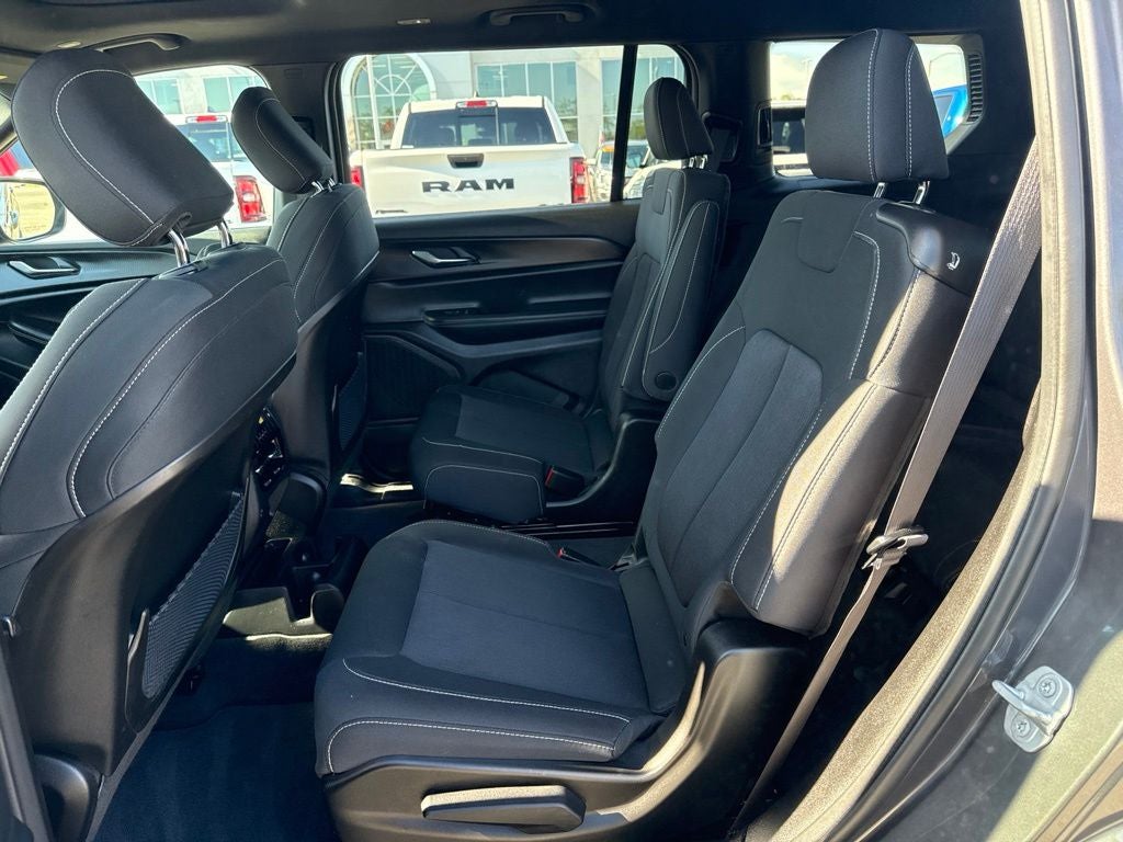 2025 Jeep Grand Cherokee L Laredo X