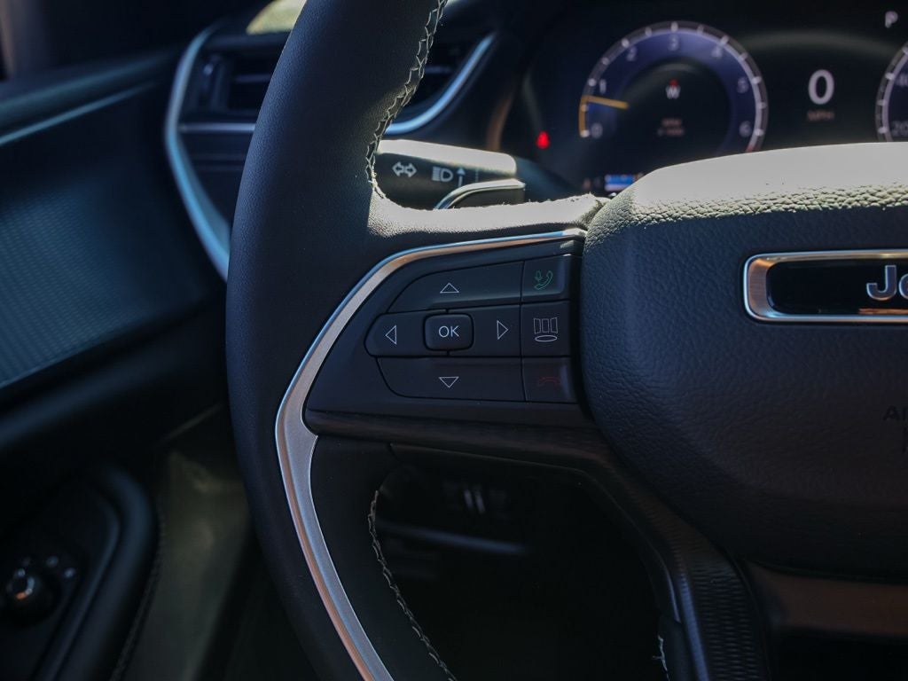 2026 Jeep Grand Cherokee L Laredo