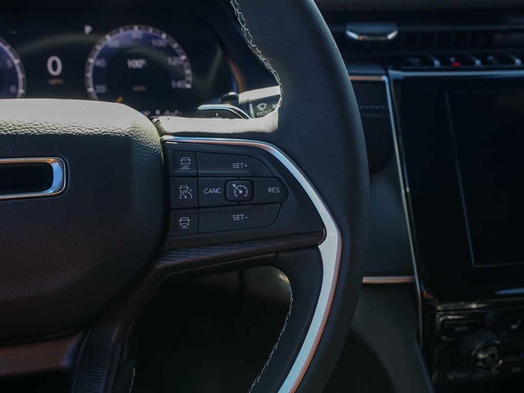 2026 Jeep Grand Cherokee L Laredo