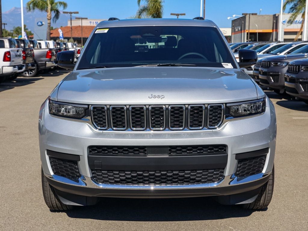2026 Jeep Grand Cherokee L Laredo
