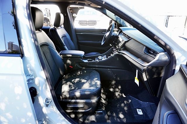 2026 Jeep Grand Cherokee L Altitude