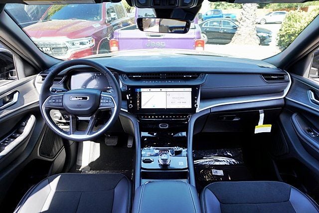2026 Jeep Grand Cherokee L Altitude
