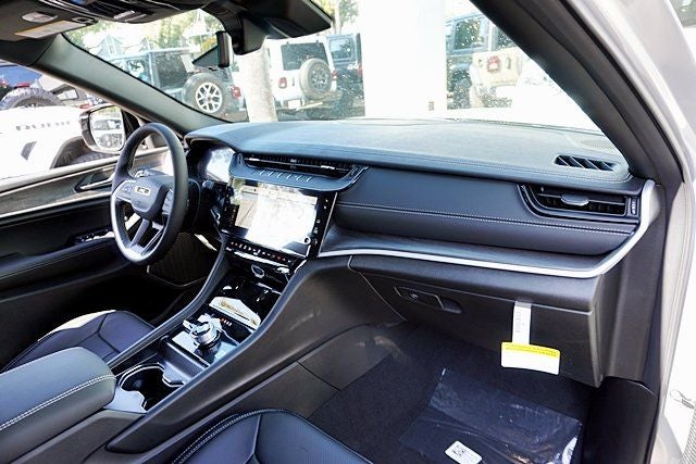 2026 Jeep Grand Cherokee L Limited Reserve
