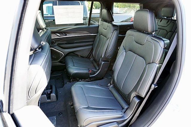 2026 Jeep Grand Cherokee L Limited Reserve