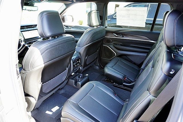 2026 Jeep Grand Cherokee L Limited Reserve