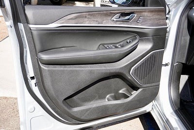 2026 Jeep Grand Cherokee L Limited Reserve