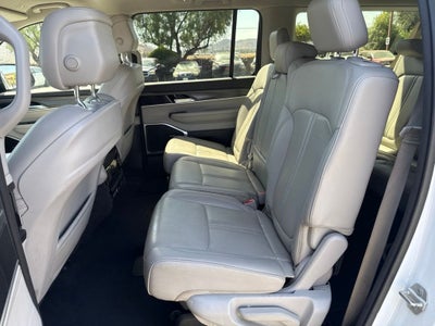 2024 Jeep Wagoneer L Series II