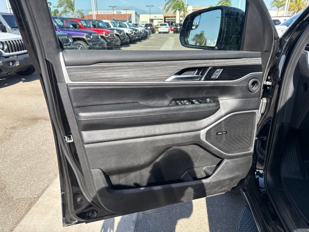 2024 Jeep Wagoneer L Series II