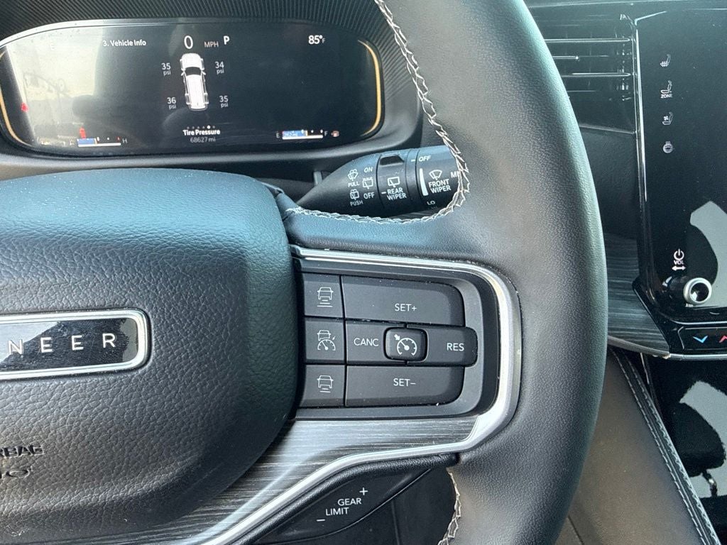 2024 Jeep Wagoneer L Series II