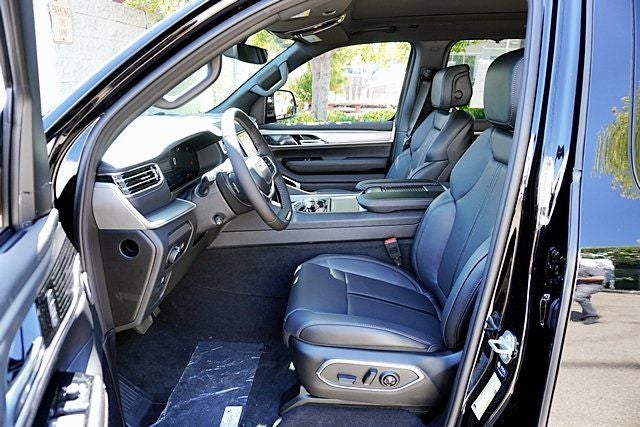2026 Jeep Grand Wagoneer Limited Reserve