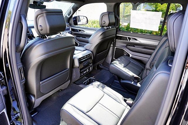 2026 Jeep Grand Wagoneer Limited Reserve