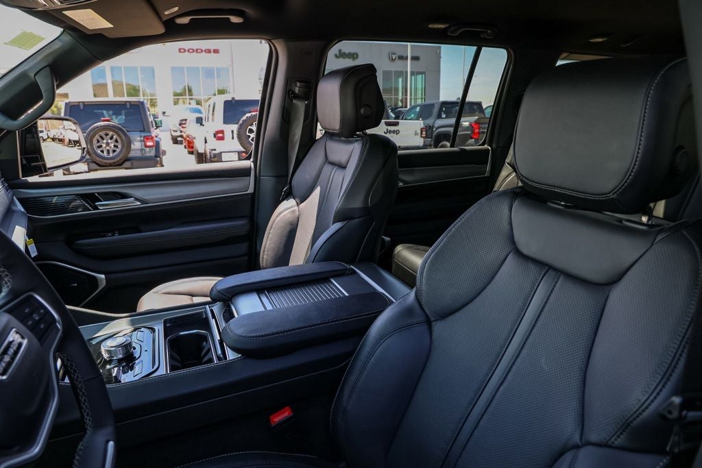 2026 Jeep Grand Wagoneer Limited Altitude