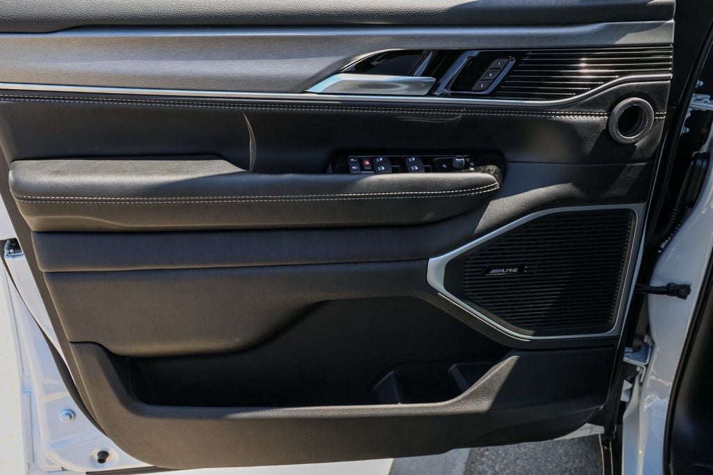 2026 Jeep Grand Wagoneer Limited Altitude