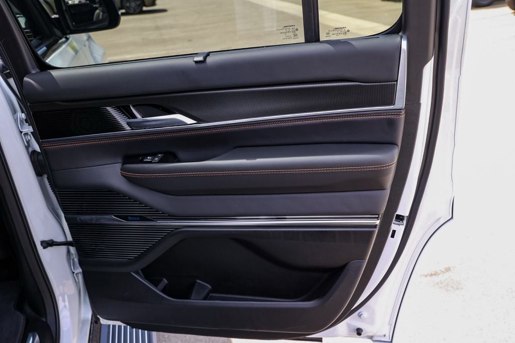2026 Jeep Grand Wagoneer Summit Reserve