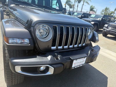 2022 Jeep Gladiator Overland