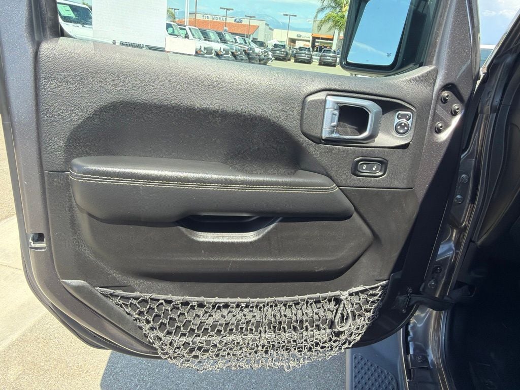 2022 Jeep Gladiator Overland