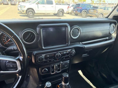 2022 Jeep Gladiator Overland