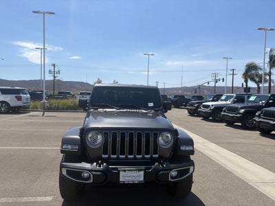 2022 Jeep Gladiator Overland