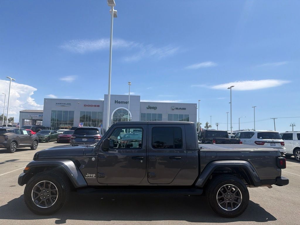 2022 Jeep Gladiator Overland