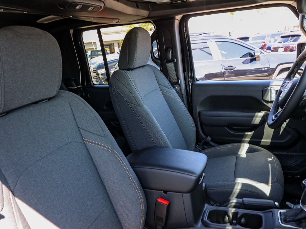 2026 Jeep Gladiator Sport S