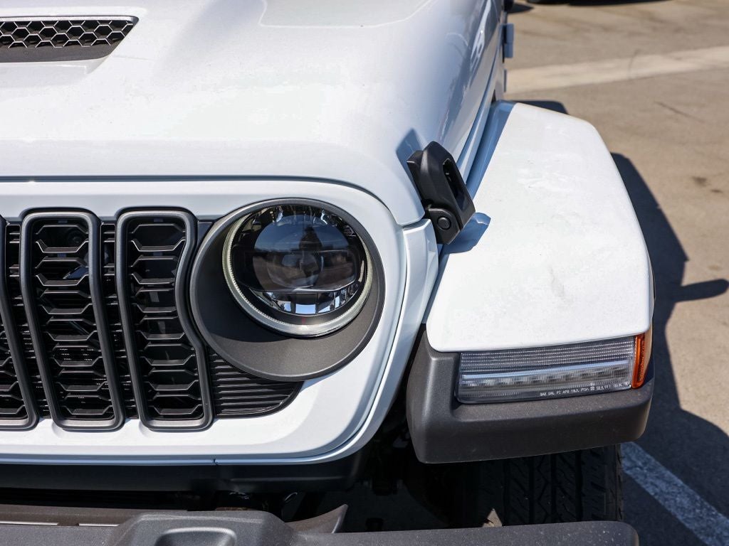 2026 Jeep Gladiator Sport S
