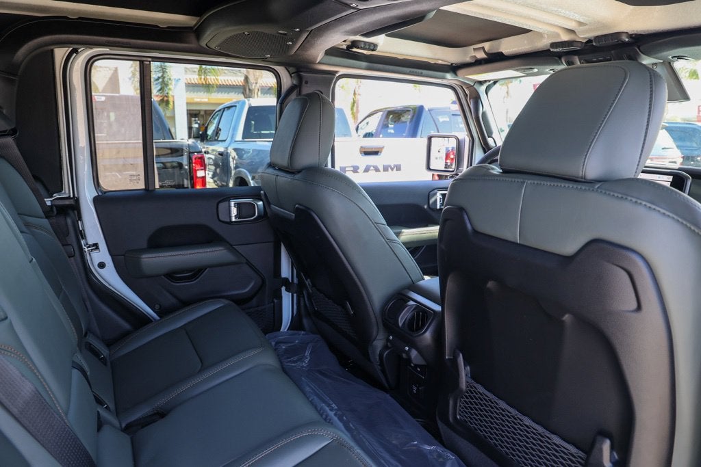2026 Jeep Gladiator Mojave X