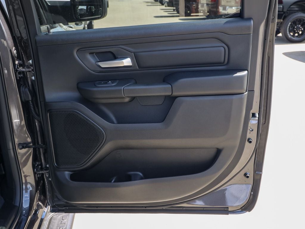 2026 RAM 1500 Black Express