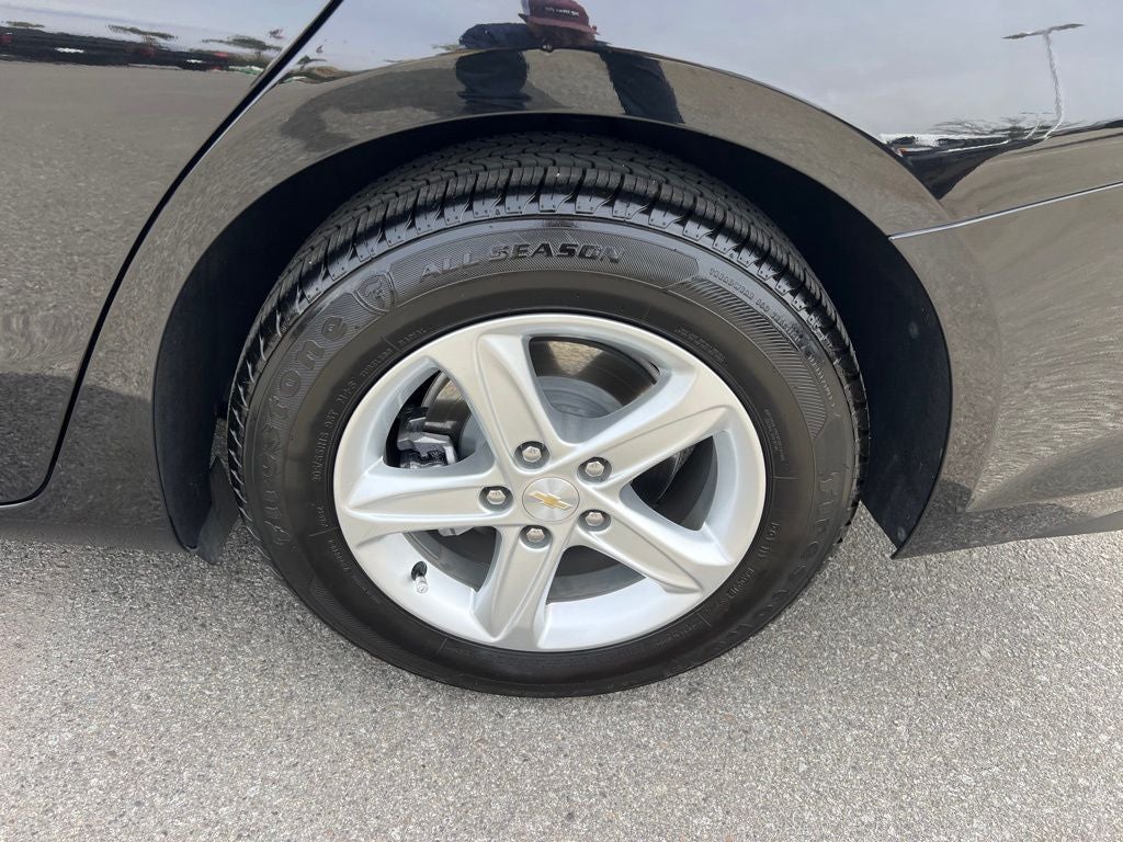 2023 Chevrolet Malibu LS 1LS