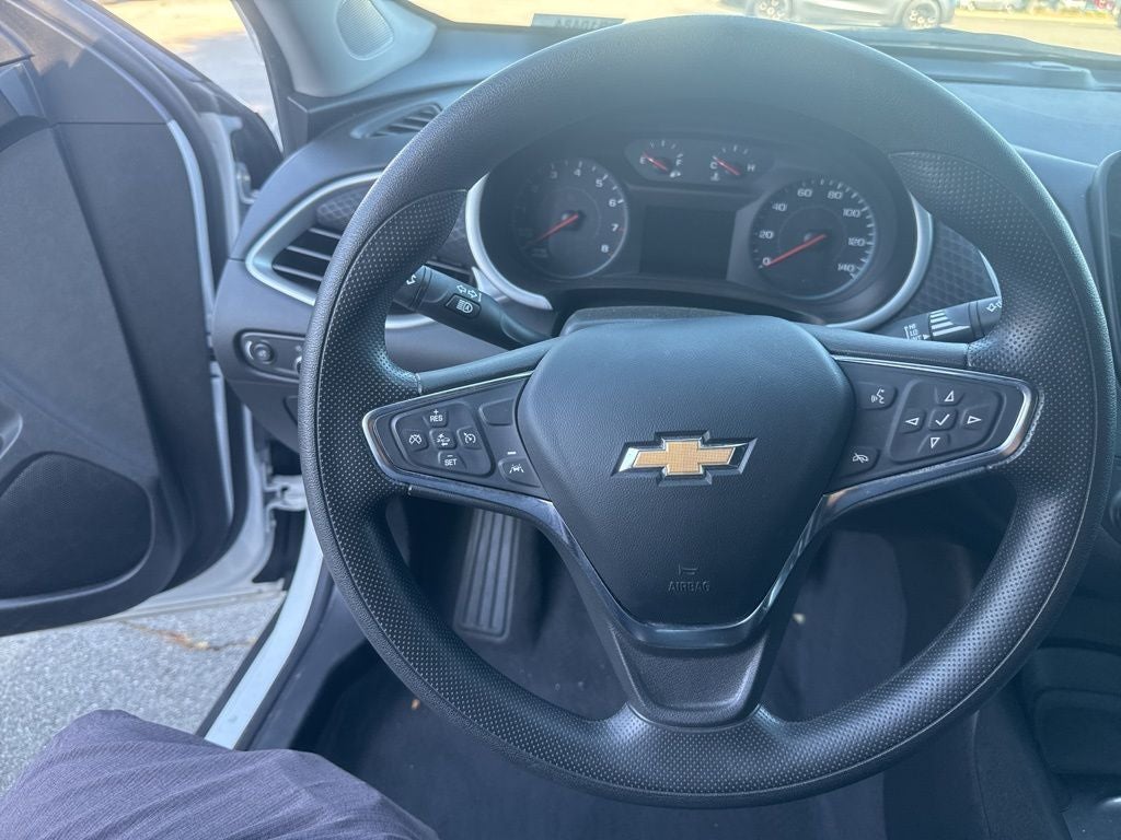 2023 Chevrolet Malibu LS 1FL