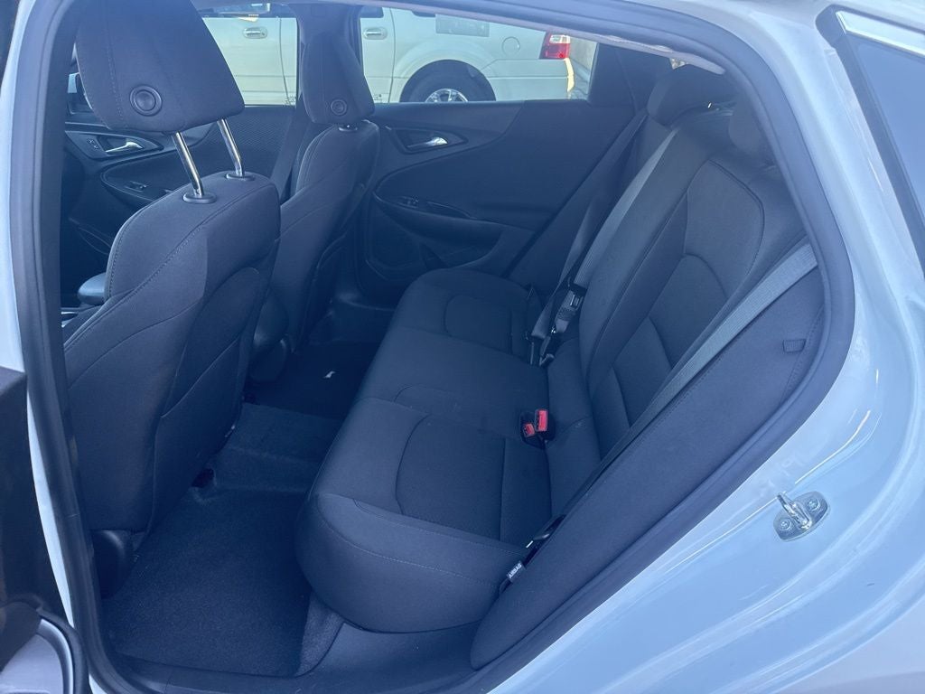 2023 Chevrolet Malibu LS 1FL