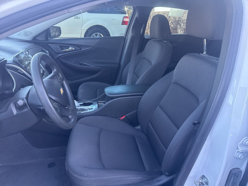 2023 Chevrolet Malibu LS 1FL