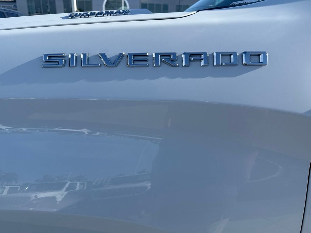 2025 Chevrolet Silverado 1500 Custom