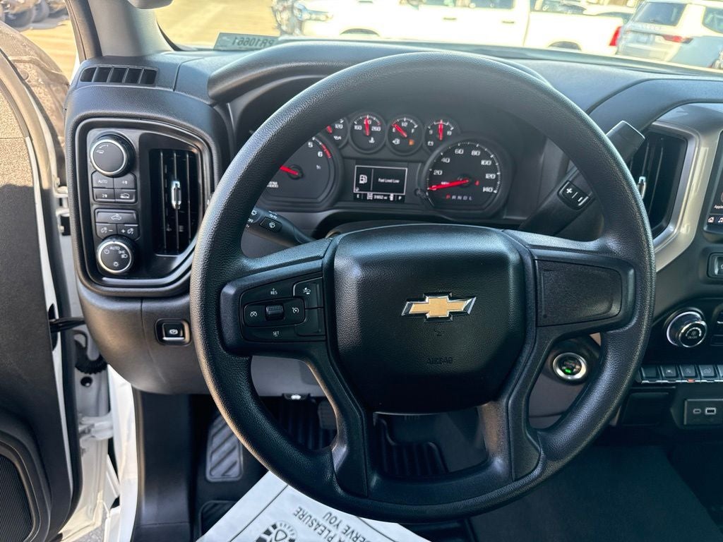 2025 Chevrolet Silverado 1500 Custom