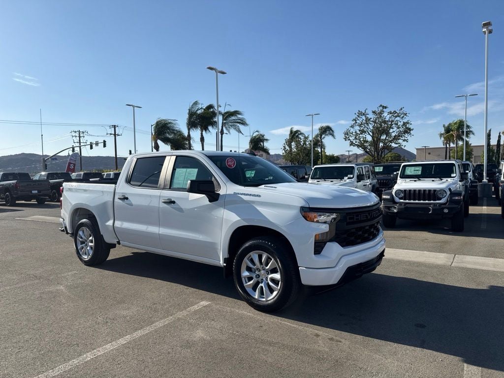2025 Chevrolet Silverado 1500 Custom
