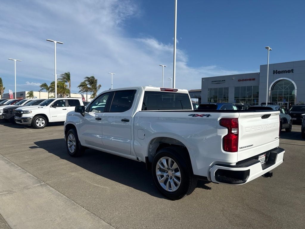 2025 Chevrolet Silverado 1500 Custom