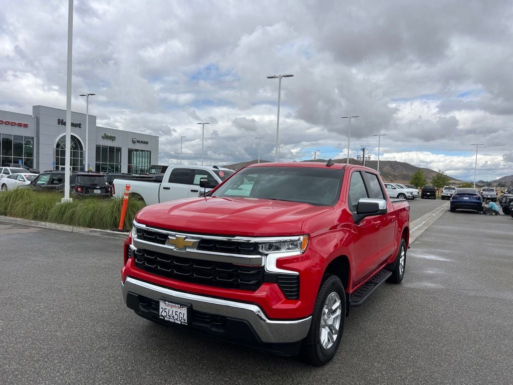 2025 Chevrolet Silverado 1500 LT