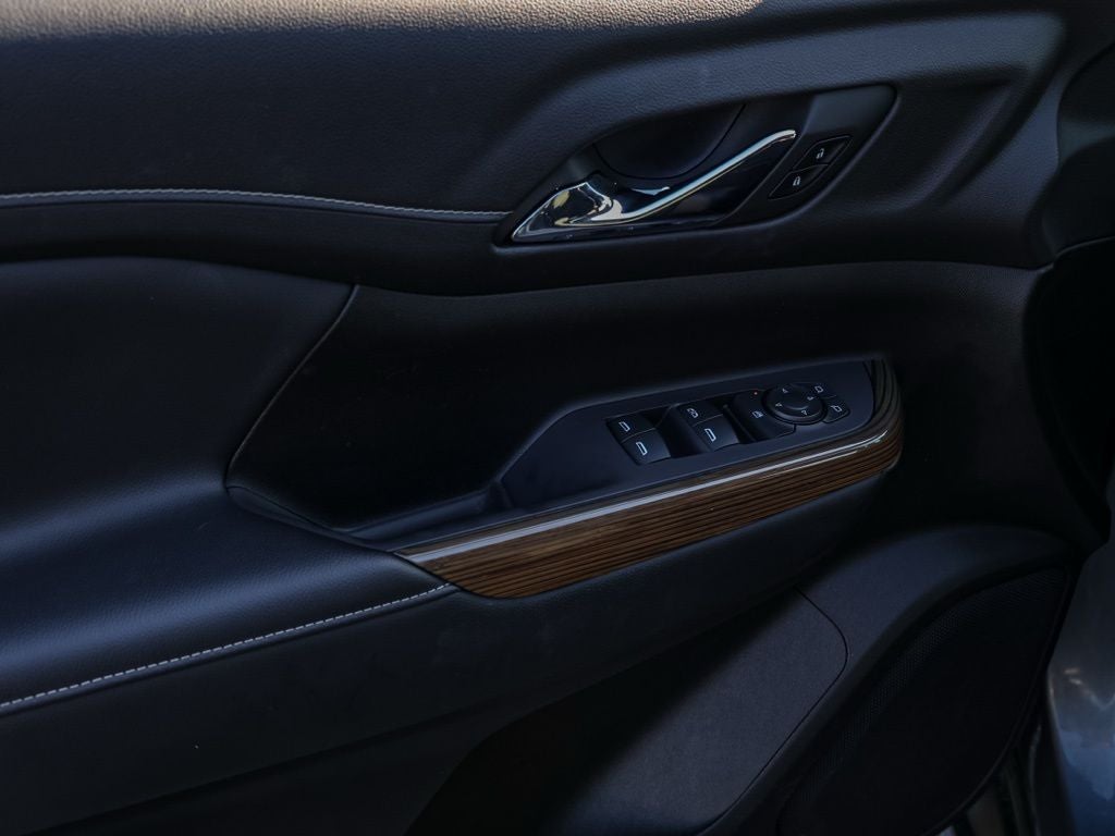 2022 GMC Acadia SLE